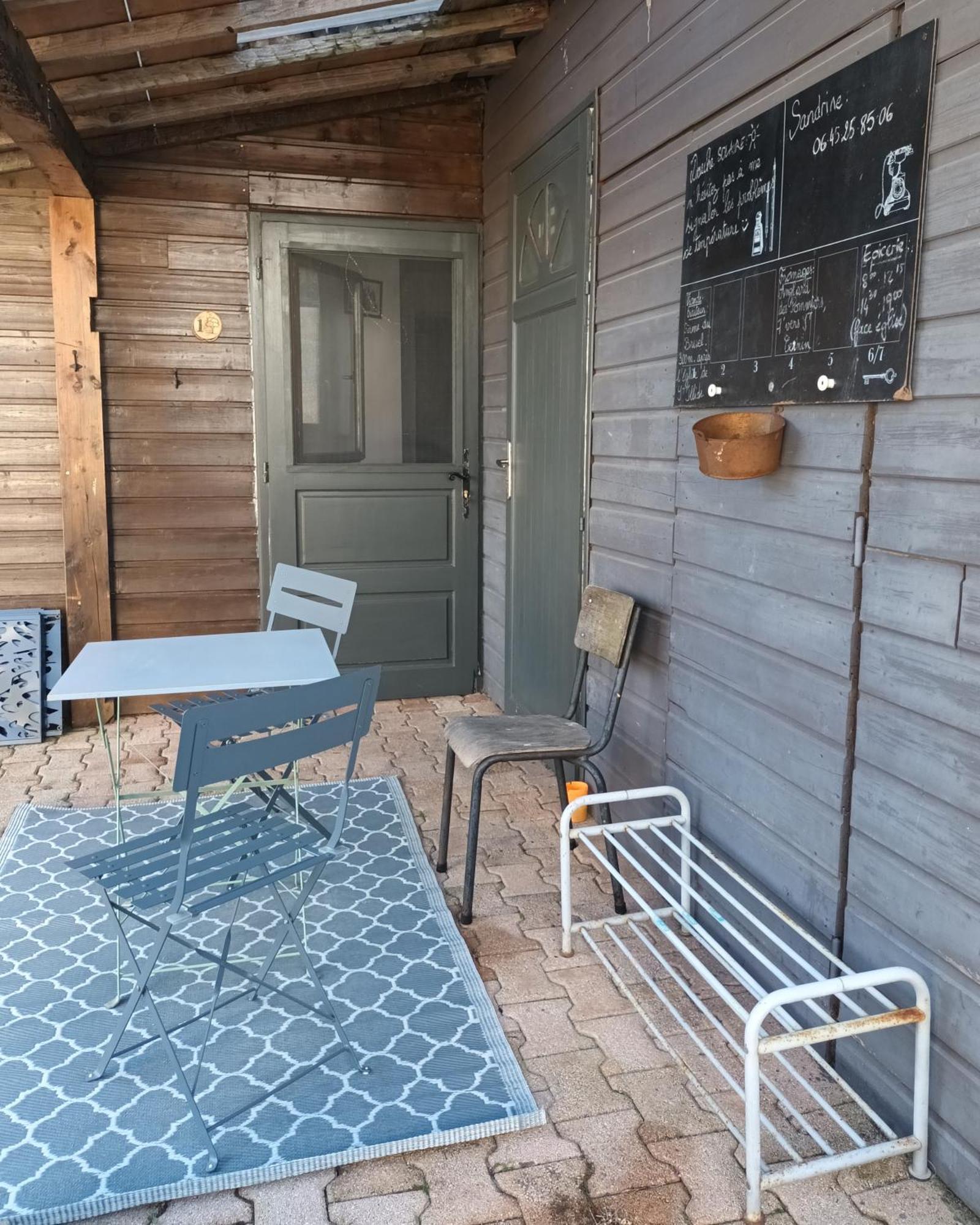 Le Miraillet, Chambre Hote Saint-Illide Kültér fotó